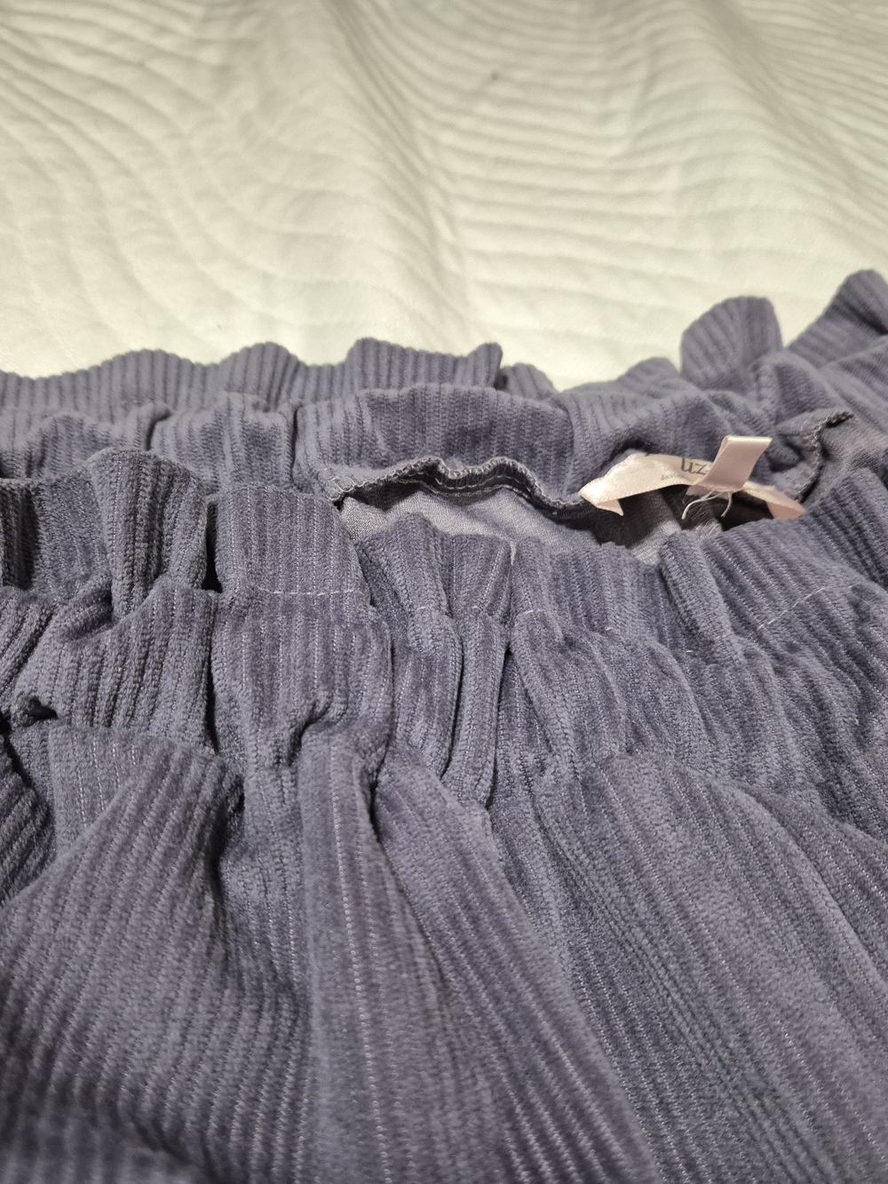 High-Rise Paperbag Corduroy Shorts - Picture 2 of 4